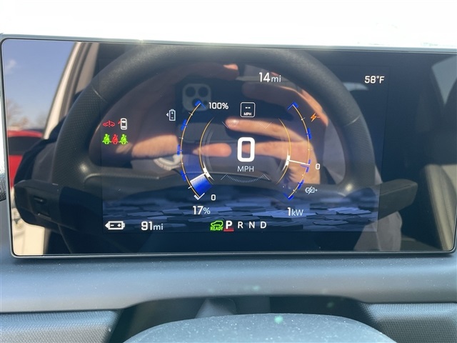 Vehicle image 13 of 27