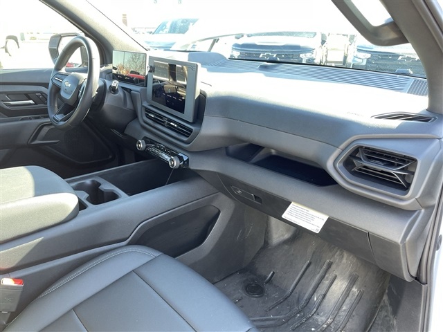 Vehicle image 22 of 27