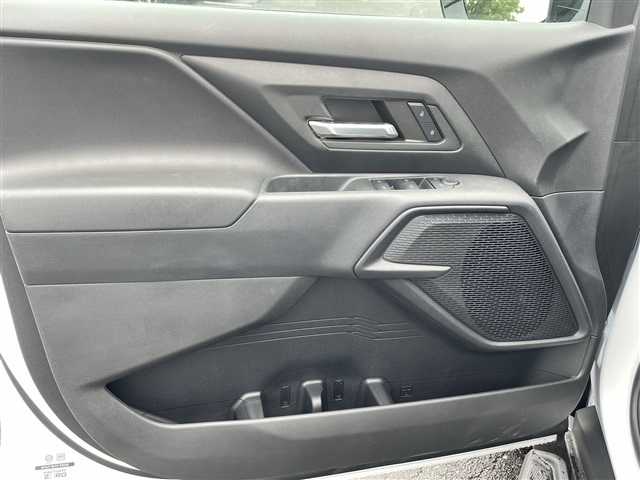 Vehicle image 19 of 27