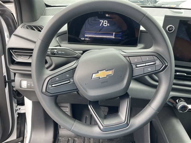 Vehicle image 12 of 27