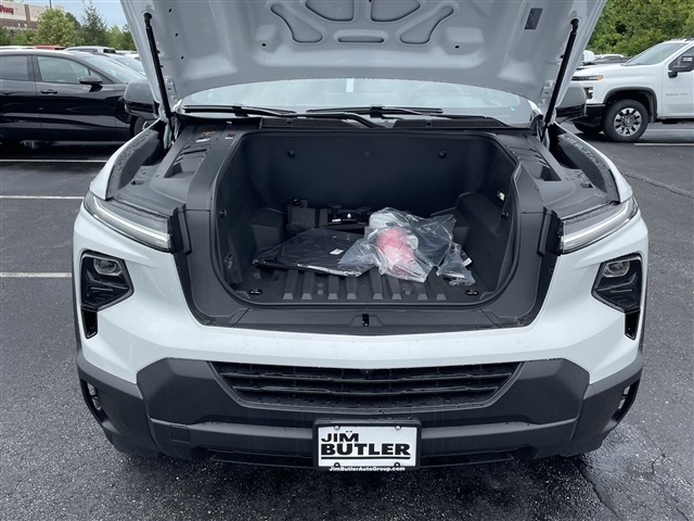 Vehicle image 23 of 27
