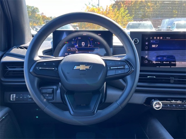 Vehicle image 13 of 22