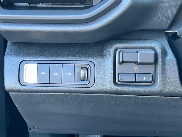 Vehicle image 12 of 22