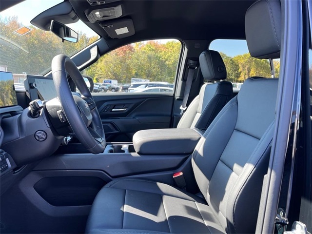 Vehicle image 9 of 22