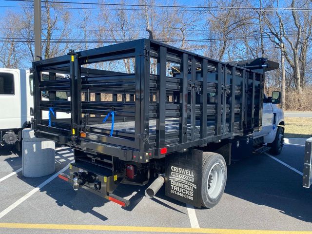 2024 Chevrolet Silverado MD Work Truck Image 3 of 32