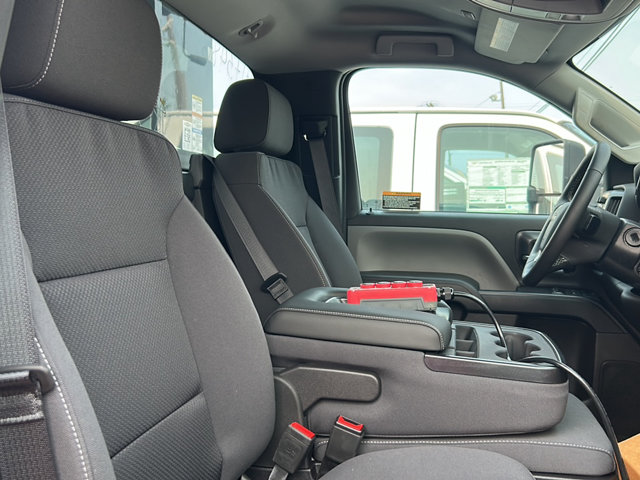 2024 Chevrolet Silverado MD Work Truck Image 3 of 8