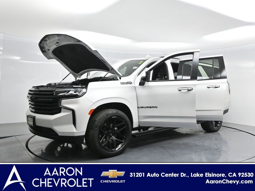 2024 Chevrolet Suburban High Country Image 3 of 55