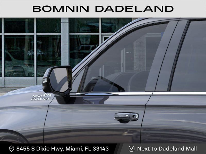 Vehicle image 24 of 25