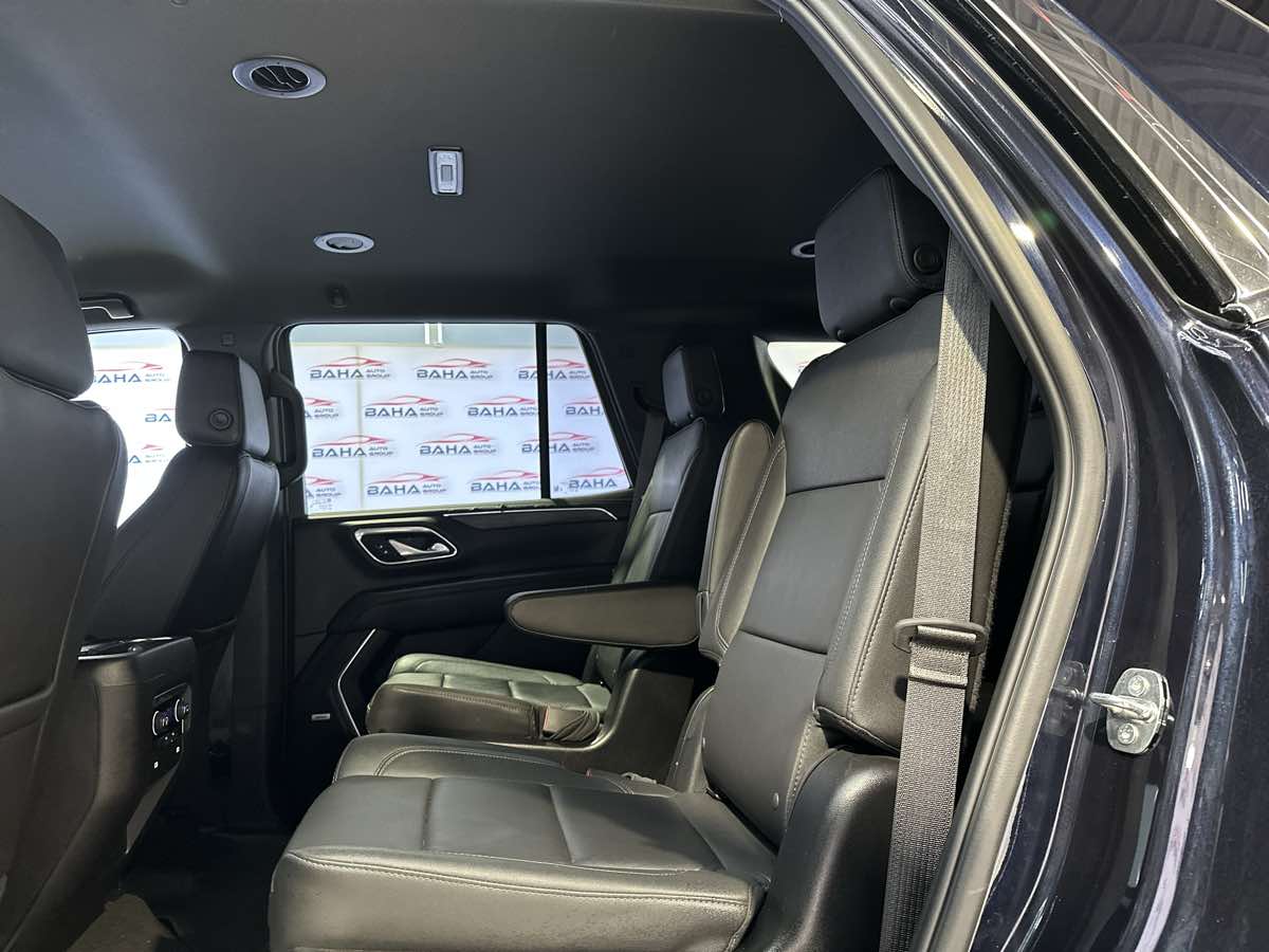 Vehicle image 18 of 38