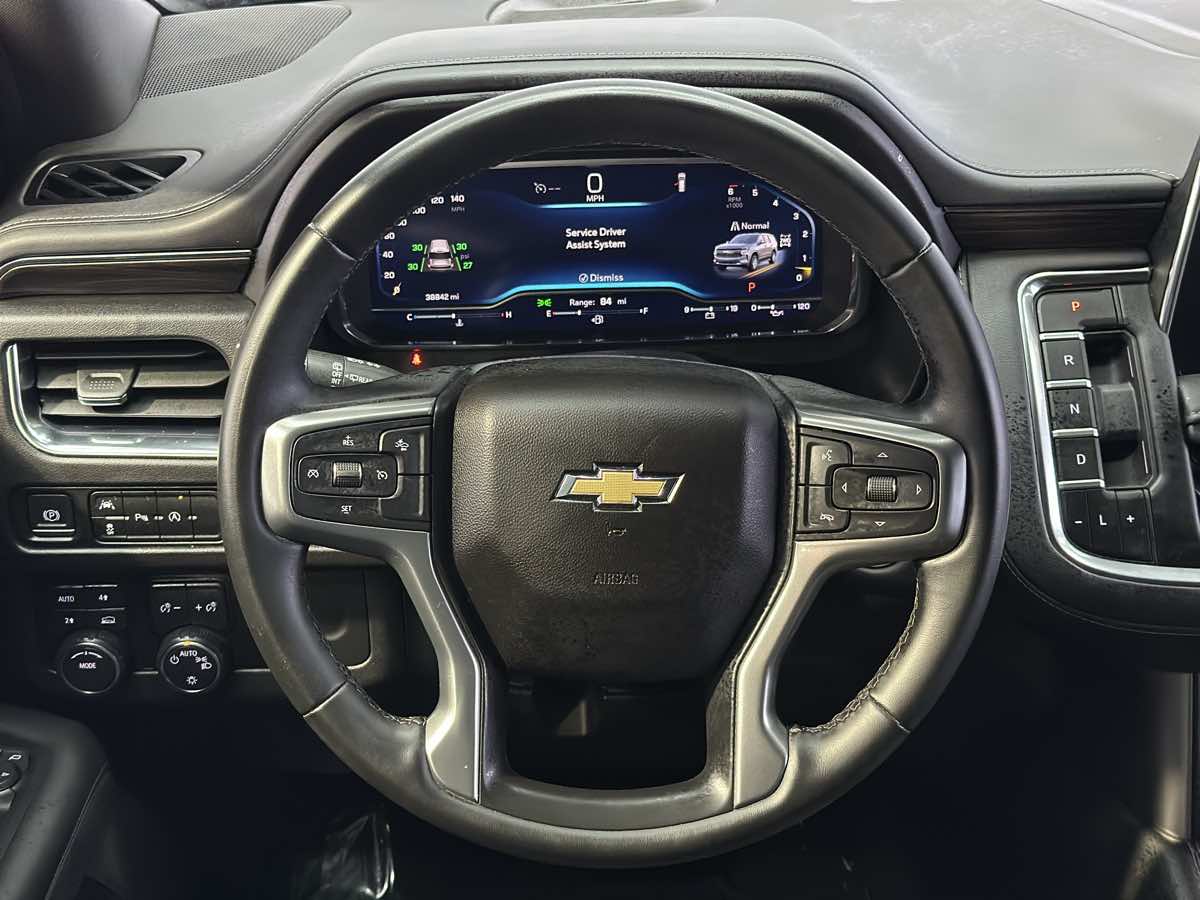 Vehicle image 26 of 38