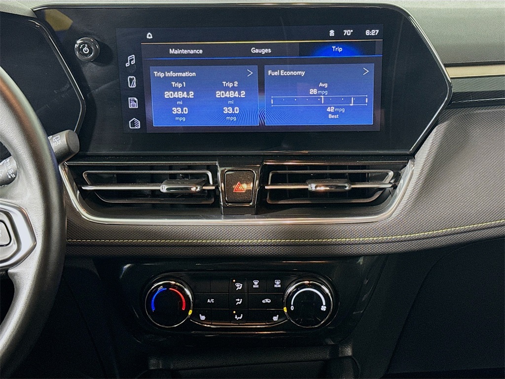 Vehicle image 15 of 30