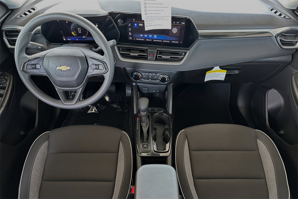 Vehicle image 13 of 34