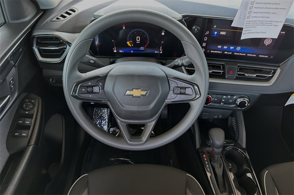 Vehicle image 14 of 34