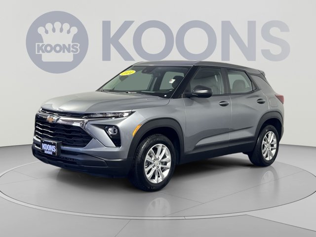 2024 Chevrolet Trailblazer LS Image 1 of 32
