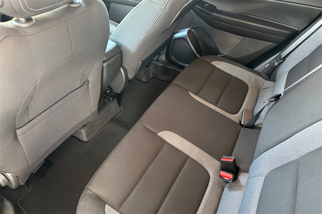 Vehicle image 12 of 34