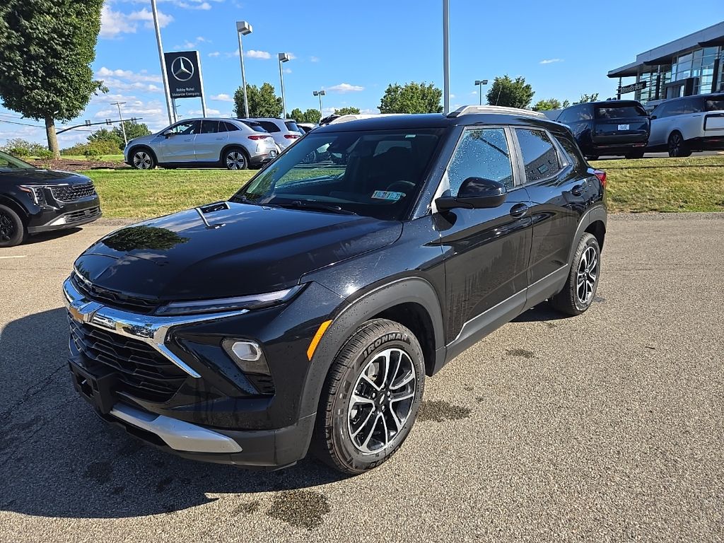2024 Chevrolet Trailblazer LT Image 1 of 37