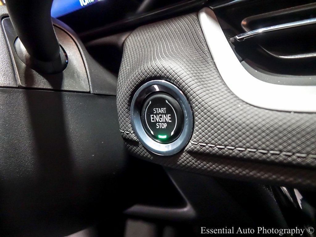 Vehicle image 15 of 24