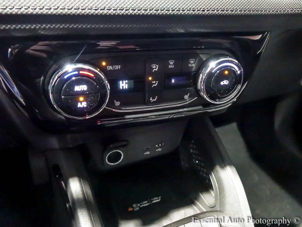Vehicle image 18 of 24