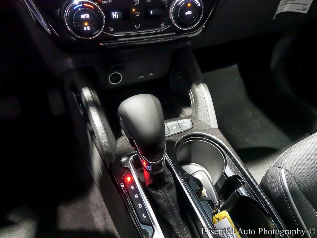 Vehicle image 19 of 24