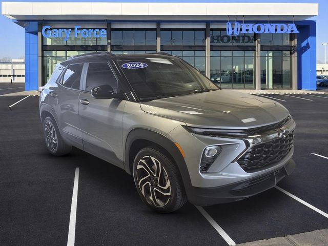 2024 Chevrolet Trailblazer RS Image 2 of 28