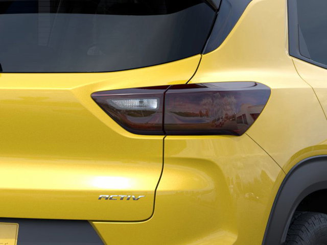 Vehicle image 11 of 24
