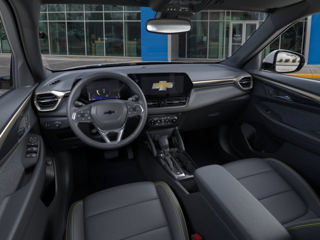 Vehicle image 16 of 25