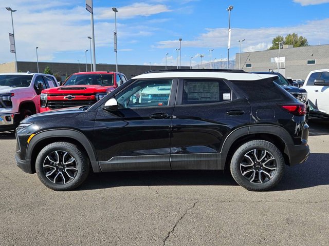 Vehicle image 6 of 25