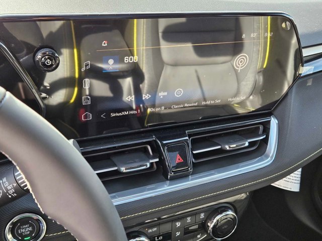 Vehicle image 8 of 25