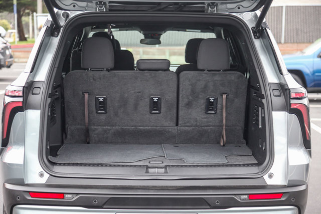 Vehicle image 25 of 27