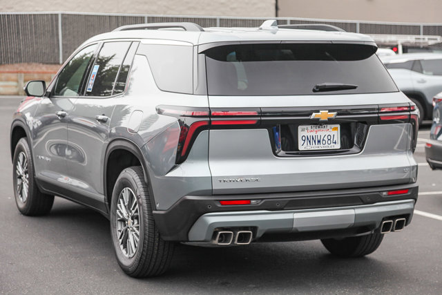 Vehicle image 6 of 27