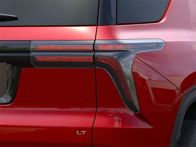 Vehicle image 11 of 24