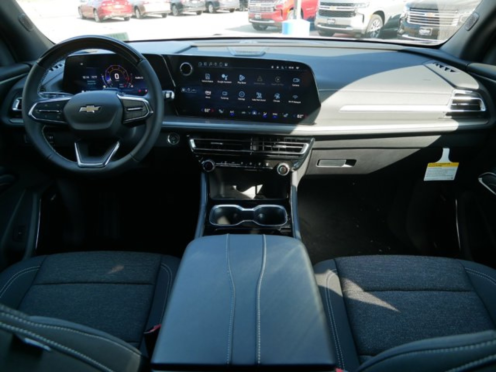 Vehicle image 11 of 16