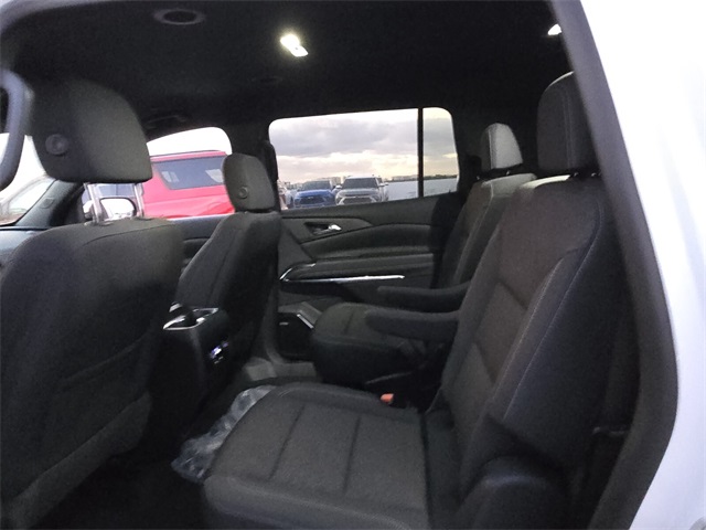 Vehicle image 11 of 23