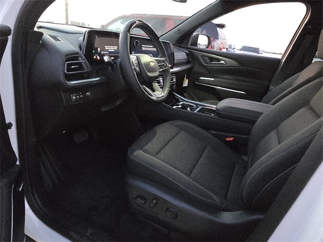 Vehicle image 10 of 23