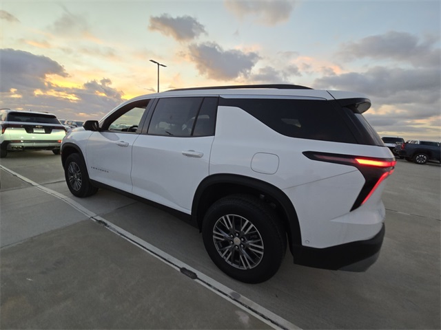 Vehicle image 5 of 23