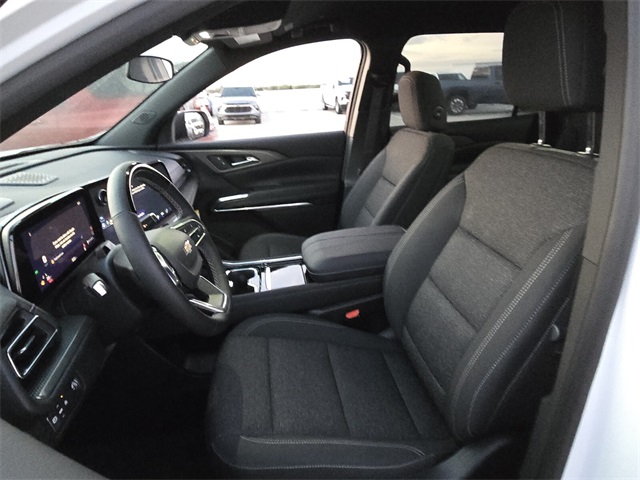 Vehicle image 9 of 23