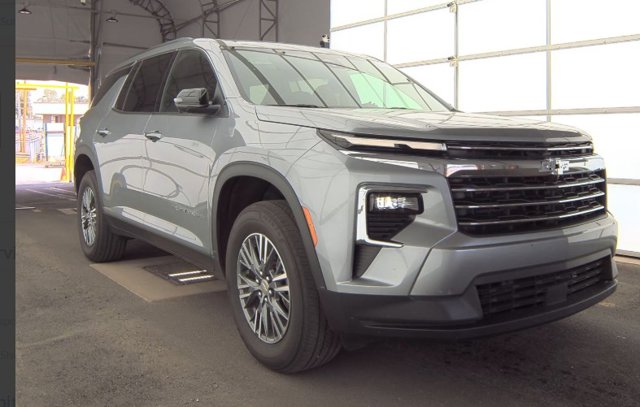 Vehicle image 2 of 7