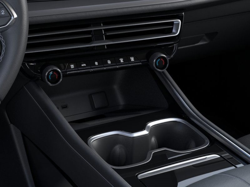 Vehicle image 23 of 24
