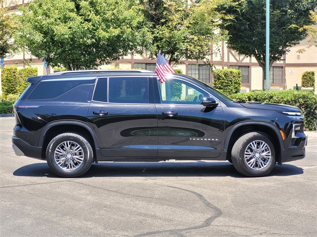 Vehicle image 4 of 33
