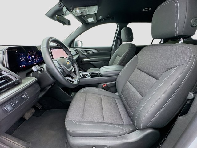 Vehicle image 13 of 20