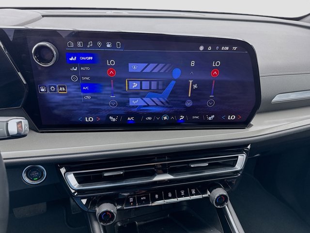 Vehicle image 12 of 20