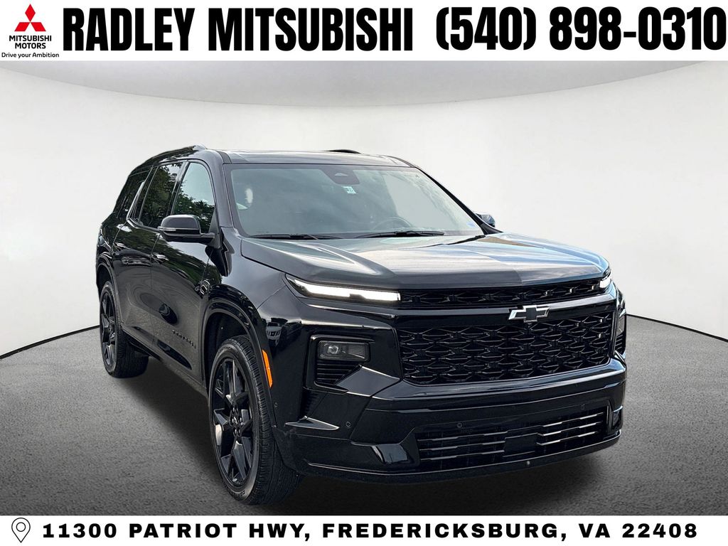 2024 Chevrolet Traverse AWD RS Image 3 of 22