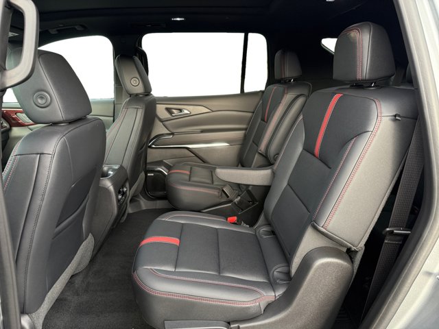 Vehicle image 16 of 21