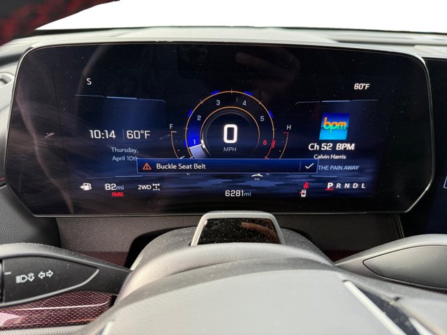 Vehicle image 11 of 21