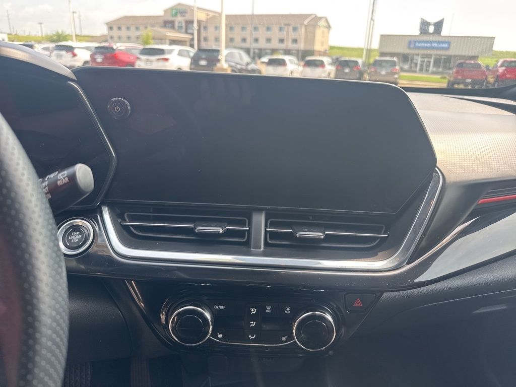 2024 Chevrolet Trax 2RS Image 16 of 21