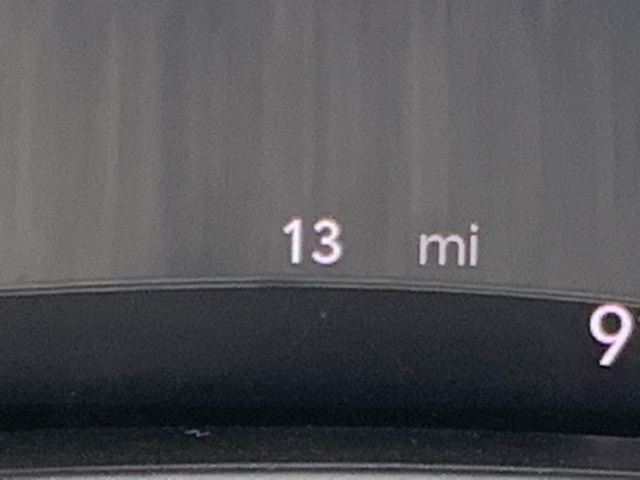 Vehicle image 27 of 36