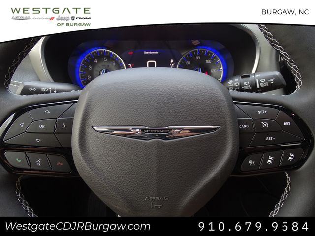 Vehicle image 20 of 24