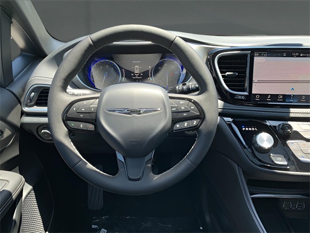 Vehicle image 19 of 39