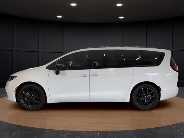 Vehicle image 7 of 39