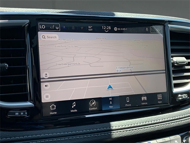 Vehicle image 23 of 39